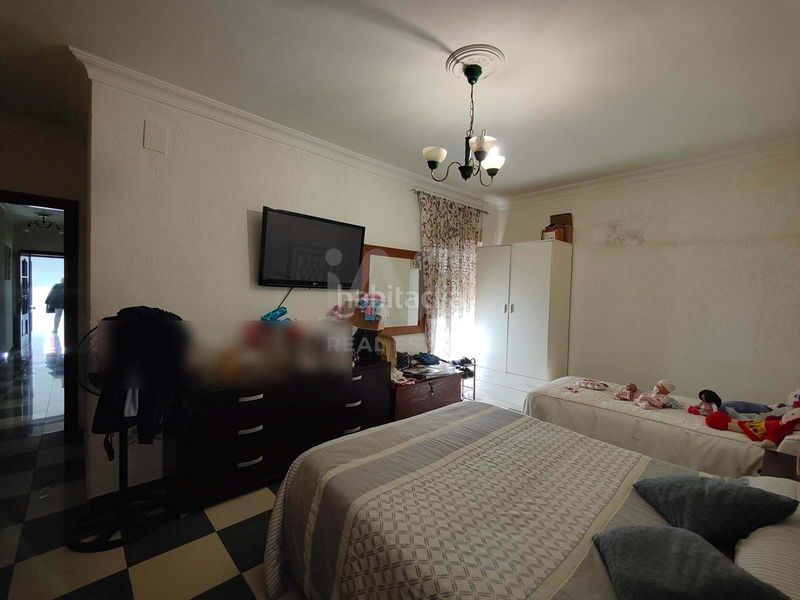 Foto abb84ce2-6c92-45ad-8a5e-ca70b59d7a5f. Pis a Lepe