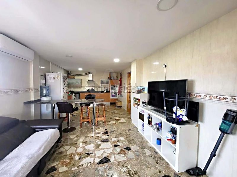 Foto 29f8ee3e-8ba0-48b3-9037-532580f59f06. Casa amb calefacció aparcament a Can Parellada Terrassa