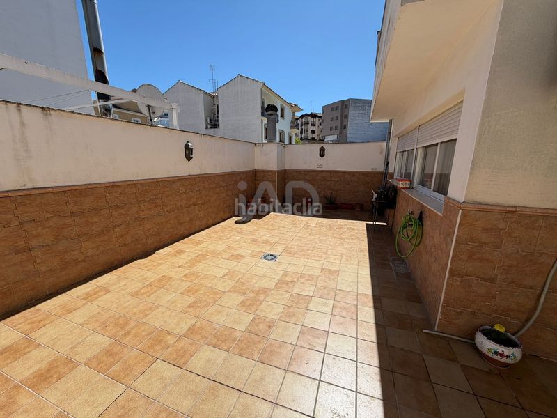 Foto 0e7480bc-b4f7-4eb9-9c63-dace4bec7ba4. Casa amb calefacció aparcament a Mengíbar