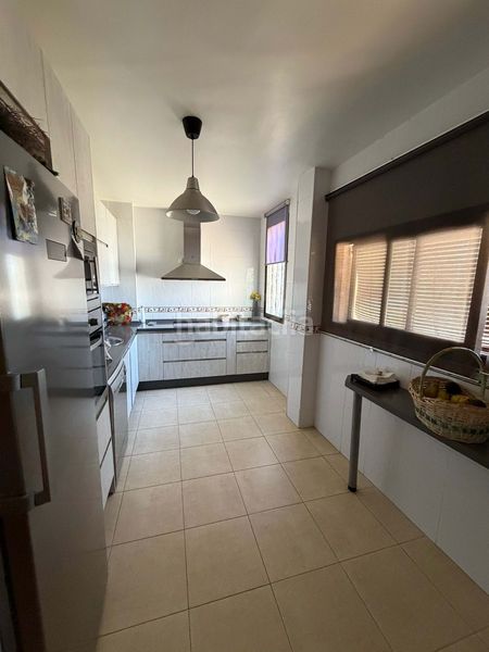 Foto ad1b097d-5f81-4b81-a228-04a4ce3e04f1. Casa amb calefacció aparcament a Mengíbar