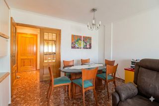 Piso en Oliva Pueblo
