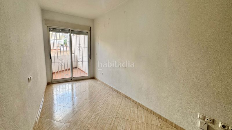 Foto a4764a78-f65b-4ff8-ba42-2f0f638ff2d8. Pis amb piscina a Villafranqueza Alicante
