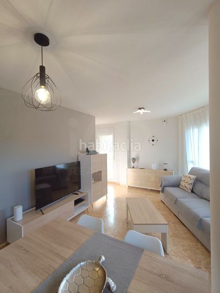 Foto 1ea0ea3b-d40a-4b55-a0be-d3fed8f92150. Casa amb aparcament a Ampolla (L´)