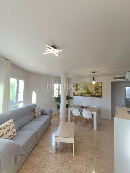 Foto 85d8c4c6-3a6b-4e67-b935-064c293ab8de. Casa amb aparcament a Ampolla (L´)