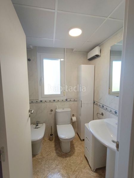 Foto 89de227c-edb1-43ae-a9a6-1148628a08a0. Casa amb aparcament a Ampolla (L´)