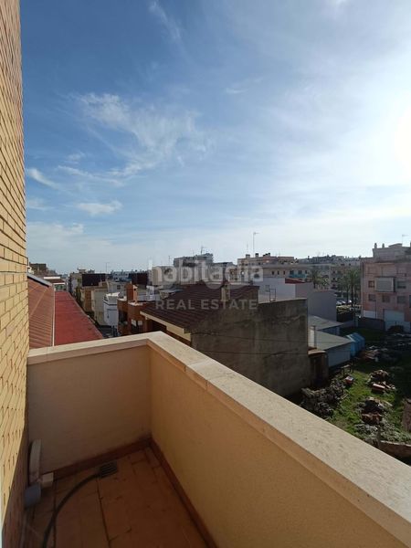 Foto 906cb9fc-770b-4cf8-b703-c570de74ee4d. Casa amb aparcament a Ampolla (L´)