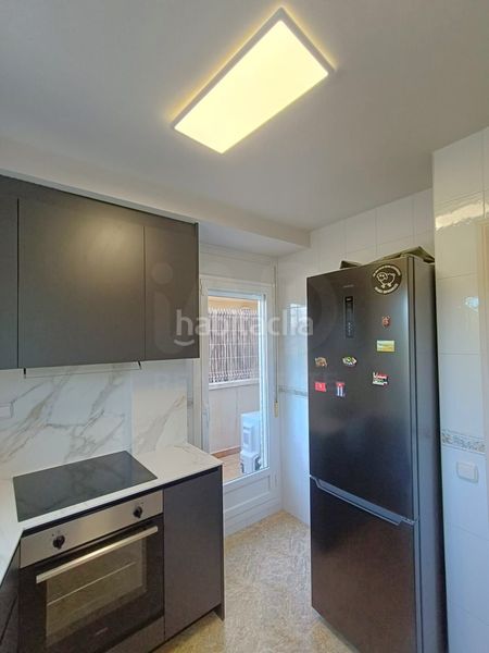Foto bb7c93d1-ee10-4730-8dc9-8c73f90d428e. Casa amb aparcament a Ampolla (L´)