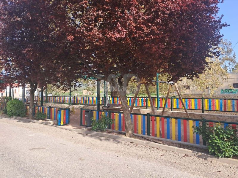 Foto 602a43f3-f292-419e-a168-e7549e47de00. Casa aparellada a Avilés Lorca