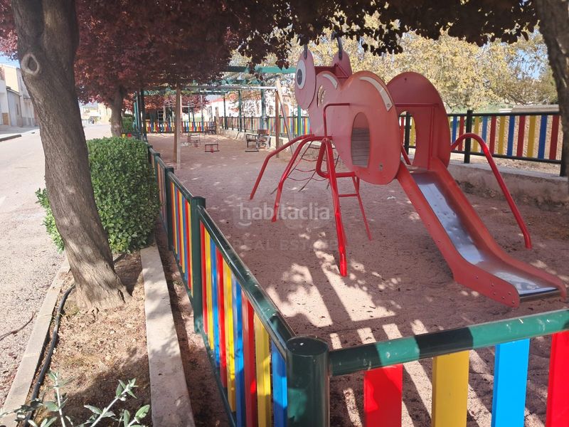 Foto d7026677-9c9e-4538-9596-a4d18a0ce6f1. Casa aparellada a Avilés Lorca