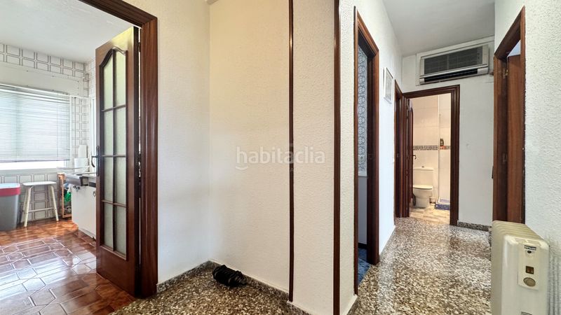 Foto f9db0b3b-1496-4b67-884a-d448d3c39763. Àtic amb calefacció aparcament a Campoamor Alicante