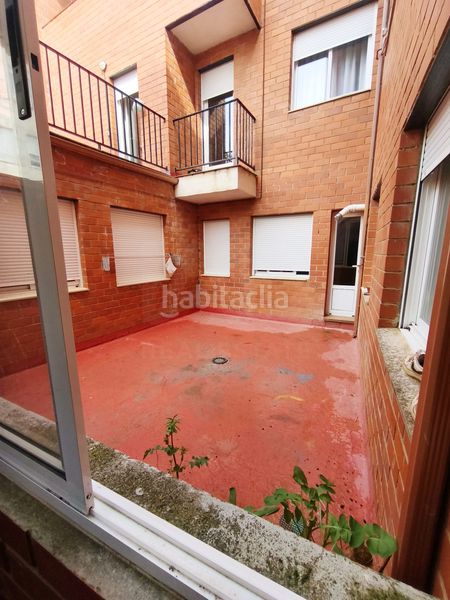 Foto 6b569cc1-ffd6-481f-b4ff-d1e41990221e. Pis amb calefacció aparcament a Sahagún