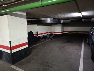 Aparcament cotxe a Calle de Espronceda 38