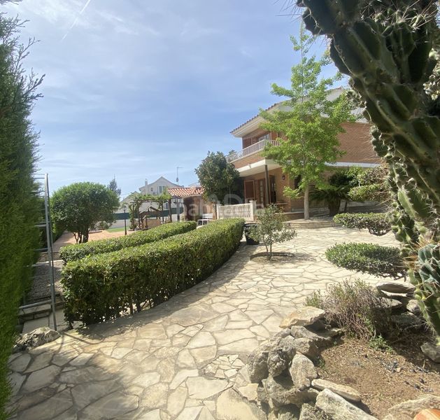 Foto 16a80041-5b10-4917-a8ce-d79ffedf30ea. Casa amb calefacció a Pallaresos (Els)