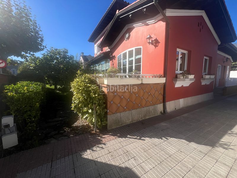 Foto 4d242a12-bc80-4722-816b-60b9638b5685. Chalet en Salinas Castrillón