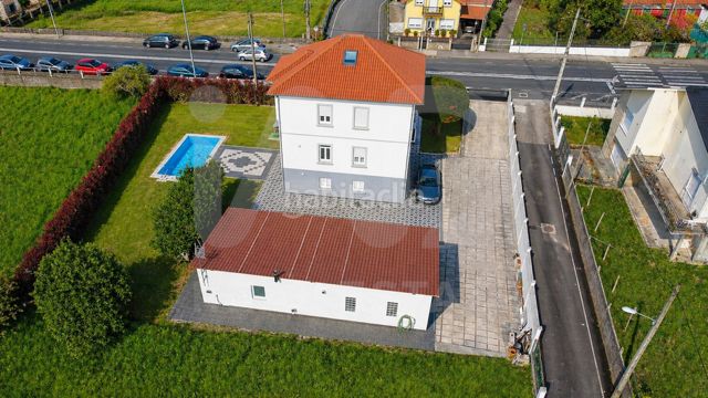 Foto 0d81f213-4167-42bb-a02d-40b9308ae955. Casa en Neda