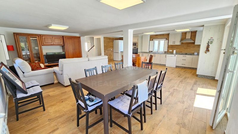 Foto ac35cb9e-e623-492a-8fff-bd695f5304d7. Casa en Neda
