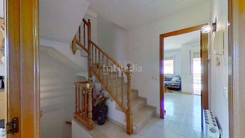 Foto 4a6901ef-c7ed-466a-8042-406d45a4a096. Casa aparellada amb calefacció aparcament a Roda de Barà