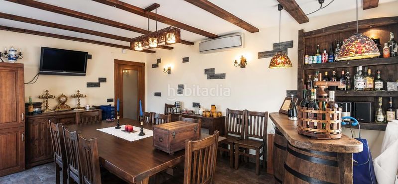 Foto 7603d69c-8ec8-4b61-b3a4-f99693495a85. Casa amb calefacció aparcament piscina a Ajo Bareyo