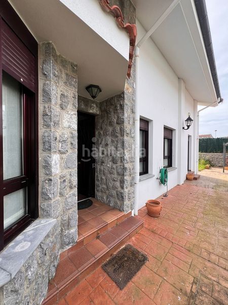 Foto dc3b491d-ade0-455b-80c2-2f887703e6ef. Casa en Ajo Bareyo