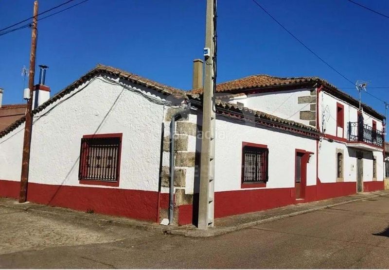 Foto 1a8bcb22-ea03-4875-b935-06192403707c. Masia amb calefacció a Buenamadre