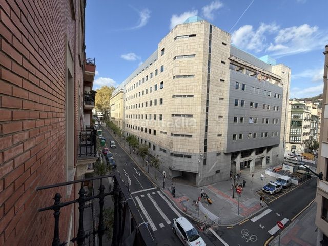 Foto dc8a0f51-49b4-4cce-8a6f-127304276462. Pis amb calefacció a Plaza Circular Bilbao