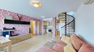 Zweistöckige Wohnung in Deltebre