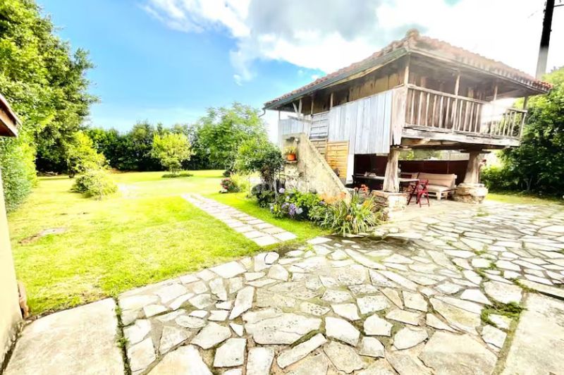 Foto ae381d99-b3e8-4845-9f64-48e62a28e083. Casa amb calefacció a Cudillero