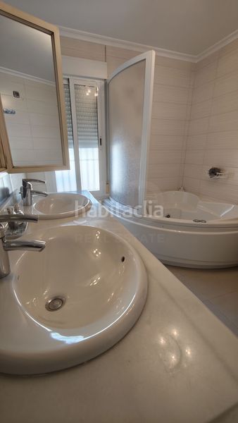 Foto 40290d94-7662-4371-92c4-60de5a122056. Casa amb calefacció piscina a Catral
