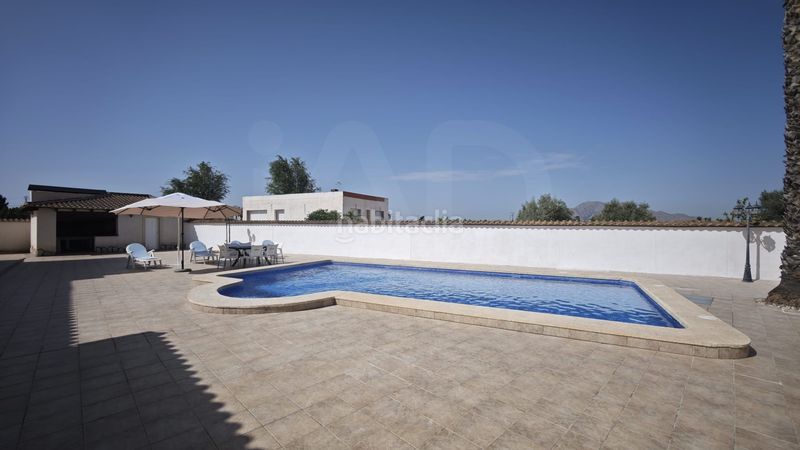 Foto 70a9e90a-9607-45e2-b90f-54dc1d127dbd. Casa amb calefacció piscina a Catral