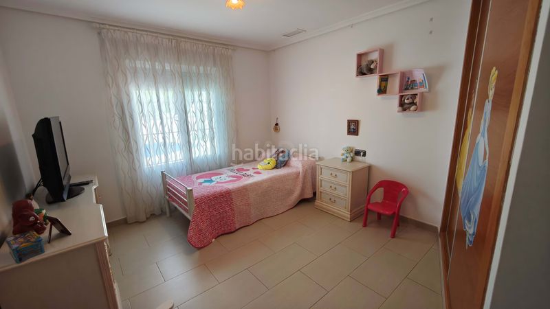 Foto b1ab9af2-243f-4671-bf2d-38f7975e698a. Casa amb calefacció piscina a Catral
