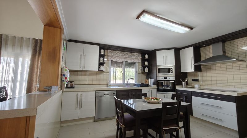 Foto e75f6a08-d93e-4a21-b31b-1299f2e284e7. Casa amb calefacció piscina a Catral