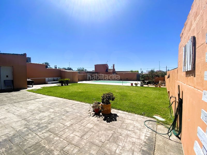 Foto 59004709-b0e6-47de-955c-26ccbef033f2. Chalet en calle eolo 2 en Núcleo urbano Chiclana de la Frontera