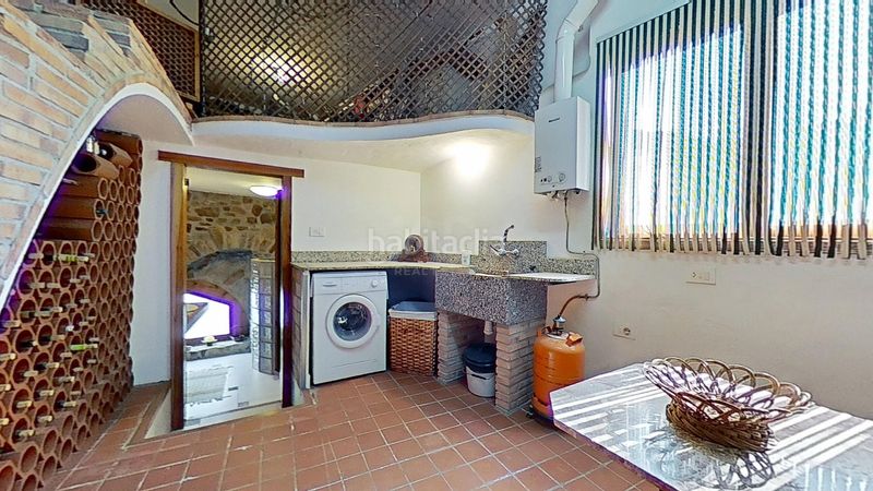 Foto 1b1ac2b2-06cf-431c-97dd-f828fa8d4e9b. Masia amb aparcament a Eslida