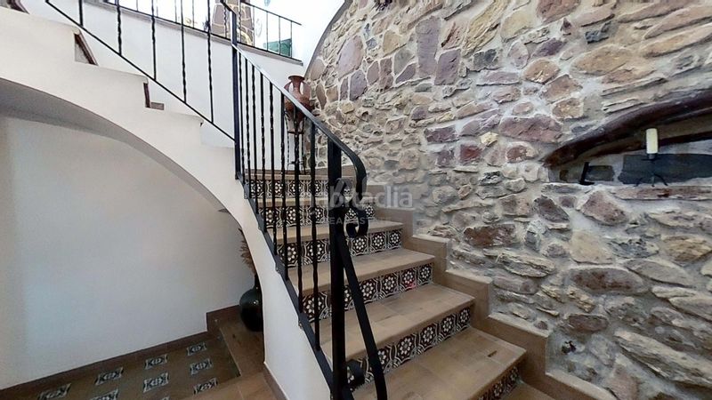 Foto 3d731508-5667-44fe-b0d8-ebb1353ab71d. Masia amb aparcament a Eslida