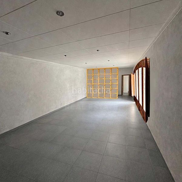 Foto f3fac03c-6cbb-4003-9430-994a59773ea2. Edifici a Arboç (L´)