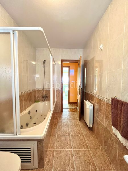 Foto 16b7eb9b-b45f-4bab-80a9-ba94cc4c0140. Chalet en A Zapateira Culleredo