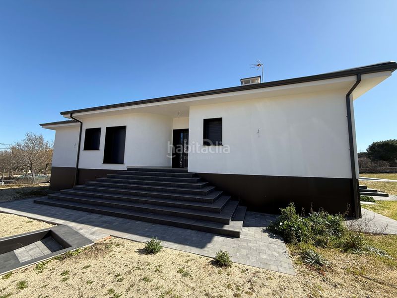 Foto 621f870e-bd69-4a1e-ab2e-e70d40853dfa. Casa amb calefacció aparcament piscina a Casa Amarilla Galapagar