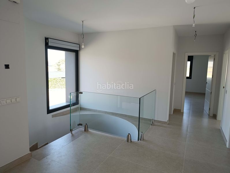 Foto 82abe4dd-41ca-485e-8f15-f5d470a20322. Casa amb calefacció aparcament piscina a Casa Amarilla Galapagar