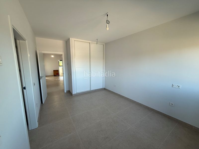 Foto c485268a-6261-4b5b-960f-87258dc73b73. Casa amb calefacció aparcament piscina a Casa Amarilla Galapagar