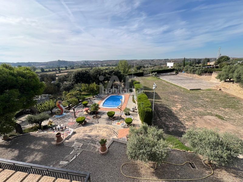 Foto 2976264d-d336-43bc-824b-e5870f936929. Casa amb calefacció aparcament piscina a Sentiu de Sió (La)
