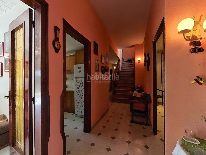 Foto 60aca8ae-1a5d-418b-b95d-09e258ed2699. Casa amb calefacció aparcament piscina a Sentiu de Sió (La)