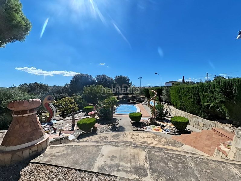 Foto bacc76e7-4e95-4c1e-93d7-837e5d21b413. Casa amb calefacció aparcament piscina a Sentiu de Sió (La)