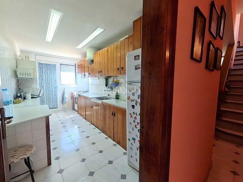 Foto e2fbc1db-f8fc-4c84-81ca-b3cd1f611e99. Casa amb calefacció aparcament piscina a Sentiu de Sió (La)