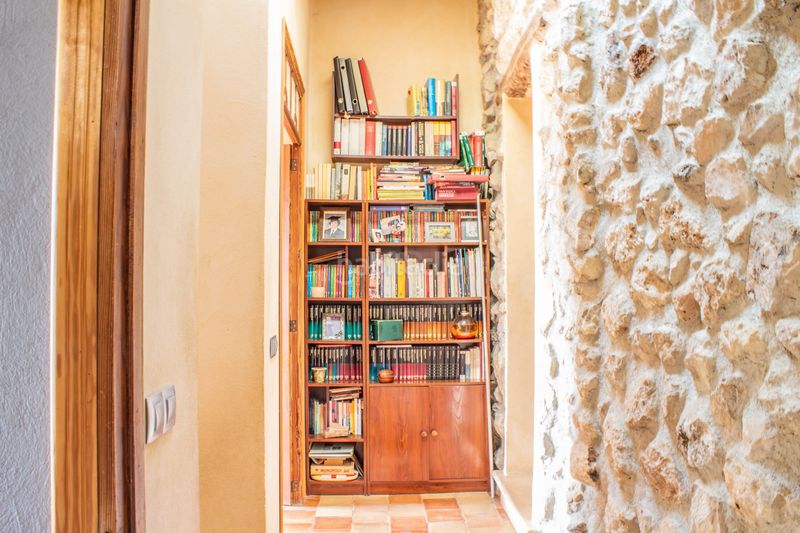 Foto e9b1a022-df71-4988-9651-2c8a5539d64c. Masia amb calefacció aparcament a Andratx Andratx