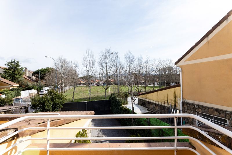 Foto 2146a98e-1227-4242-a0c2-5b8531e90d65. Casa amb aparcament piscina a Alpedrete
