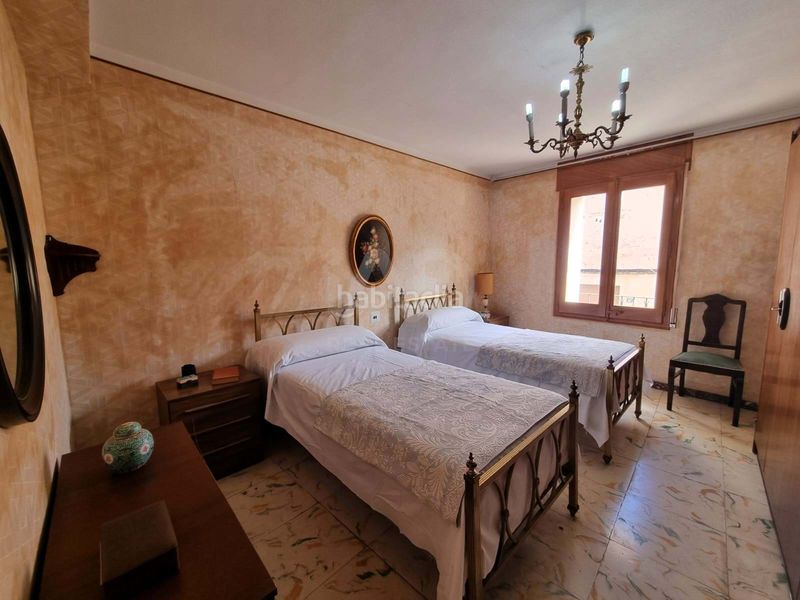 Foto 43f50417-a73d-4035-8783-04db058b47d7. Masia amb calefacció aparcament a Ginestar