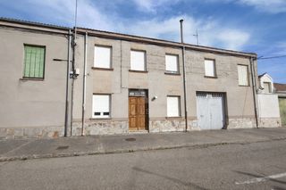 Casale in Avenida de la constitución 75