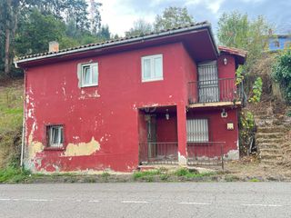 Masía en Candamo