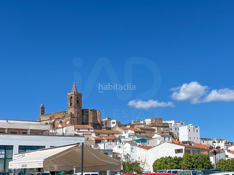 Foto f576b37c-378a-4d4c-8a64-051b1fbb772d. Masia a Aroche