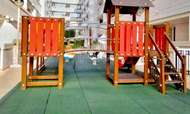 Foto e64de130-ff2e-4bef-8d6f-d674437bd51d. Pis amb calefacció aparcament piscina a Marina Trebol - Neptuno Oropesa del Mar
